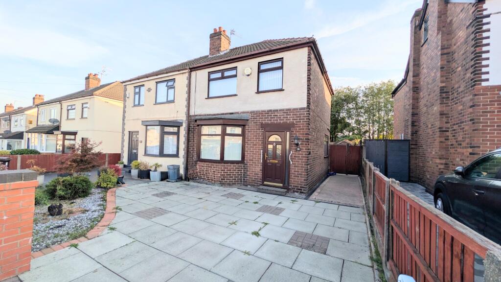 Main image of property: Cross Lane, Whiston, L35