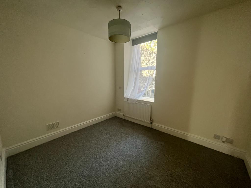 Apartment in Plymouth, Morice Town - View 5