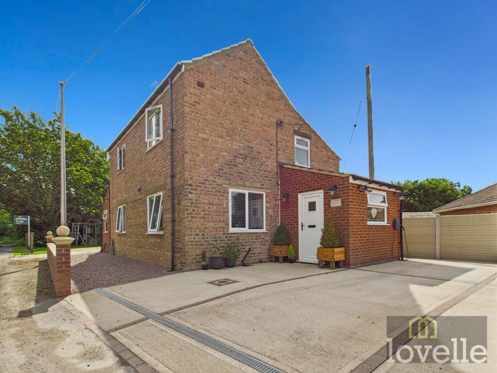 Main image of property: Main Street, Alford, LN13