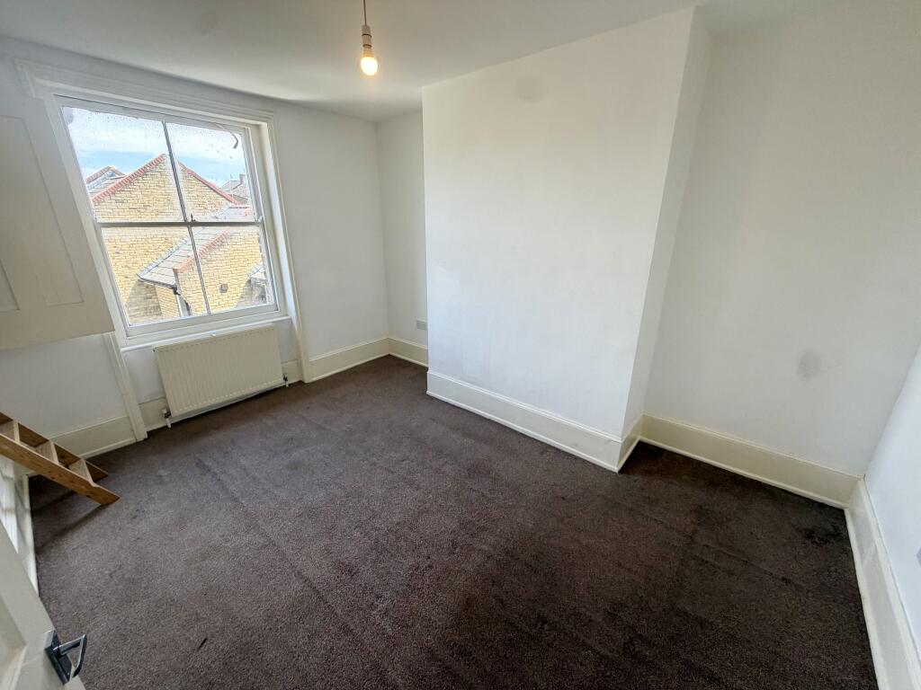 Apartment in Thanet, Cliftonville West, Cliftonville - View 4