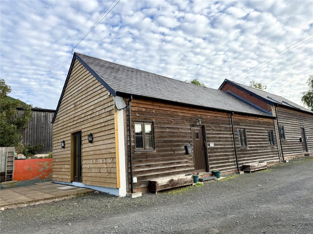 Main image of property: Stable Cottage, Llanwnog, Caersws, Powys, SY17