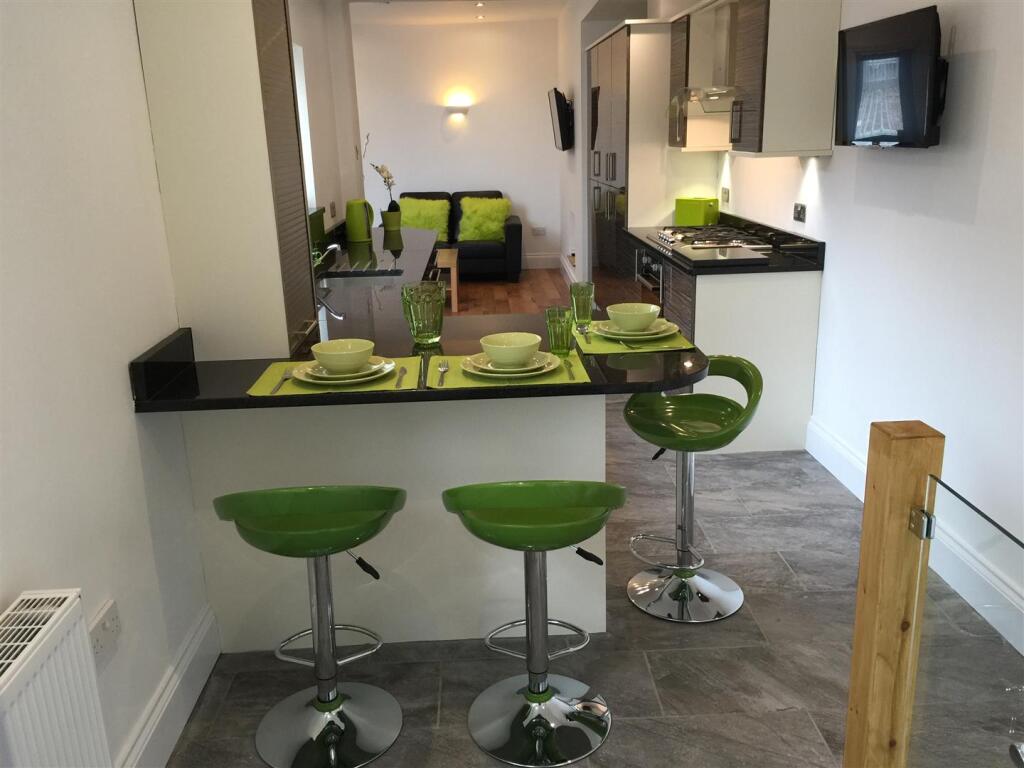 3 bedroom apartment for rent