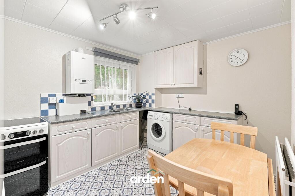 Southcrest Gardens, Redditch, B97 photo 4