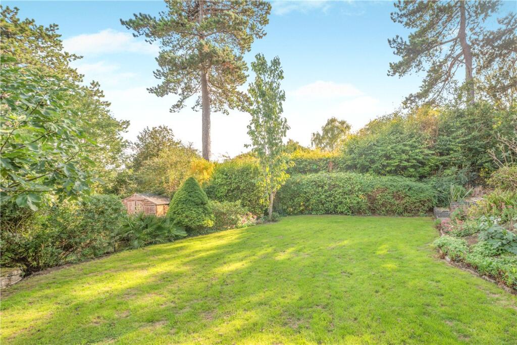 House in Southampton - View 3