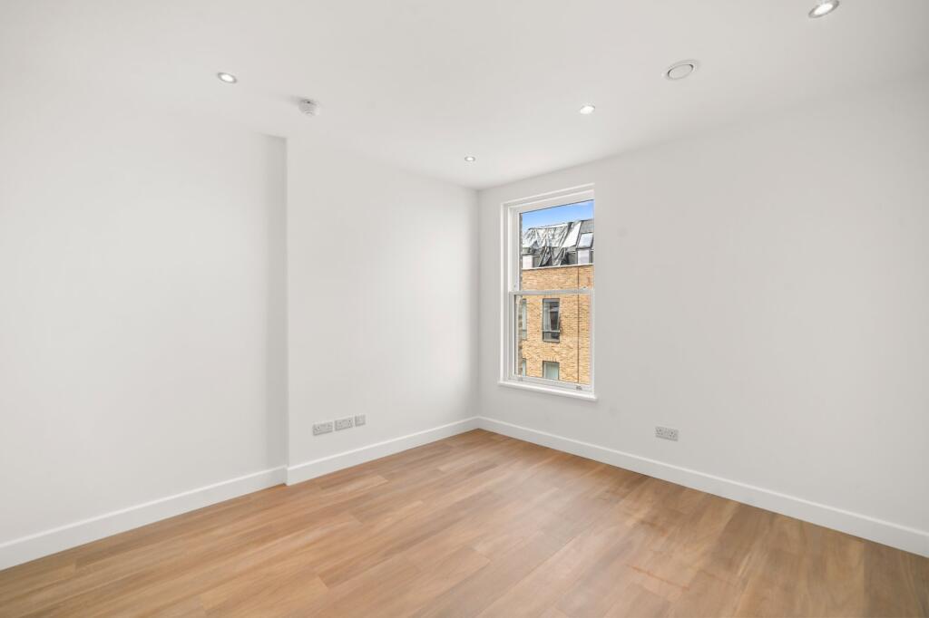 Apartment in London, Walham Green, West Kensington - View 3