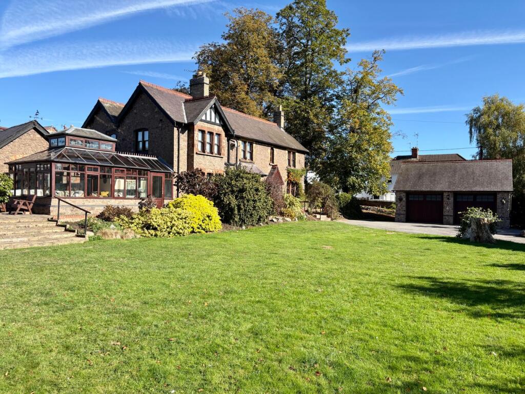 Main image of property: Huncote Road, Stoney Stanton, Leicester, LE9