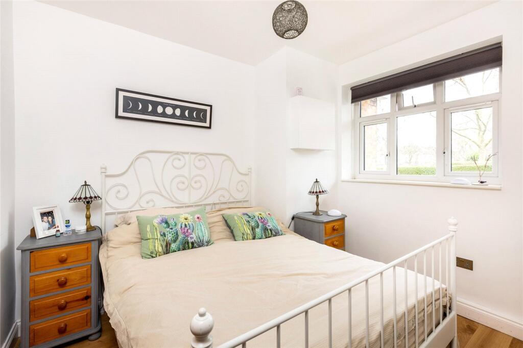 Fayland Avenue, Furzedown, SW16 photo 4