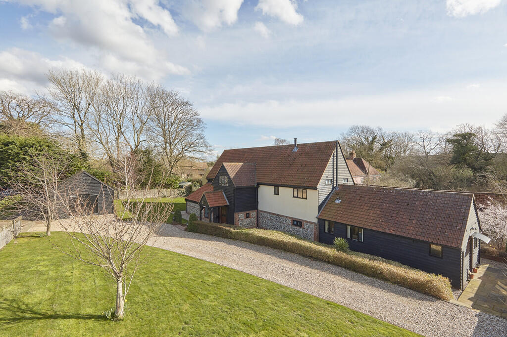 5-bed house on Clare, Sudbury, Suffolk , £925,000