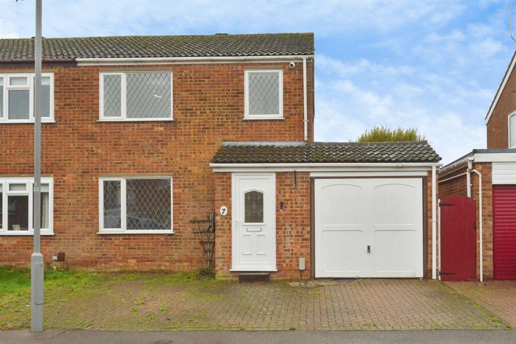 Main image of property: Winemar Close, Hanslope, Milton Keynes