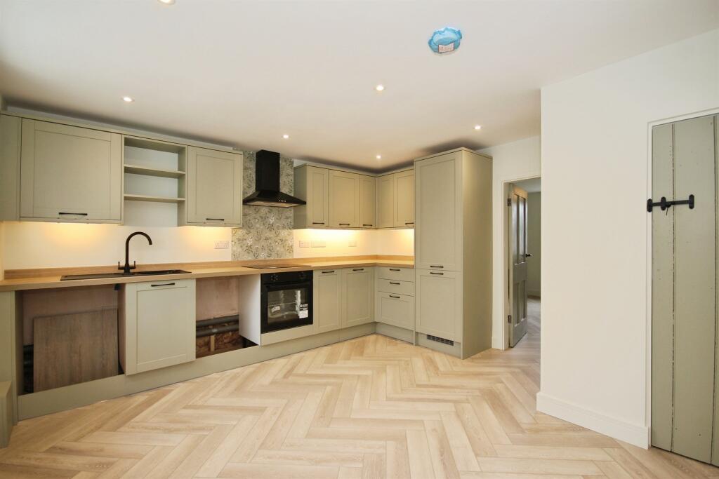 House in Coventry - View 3