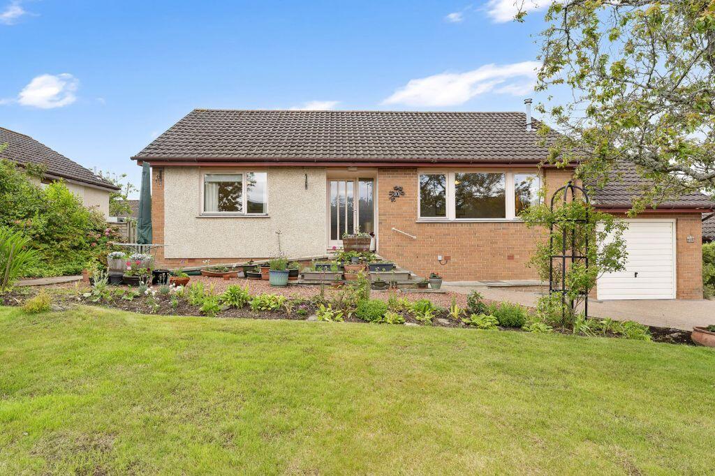 Main image of property: 10 Drovers Way, Peebles, EH45 9BN