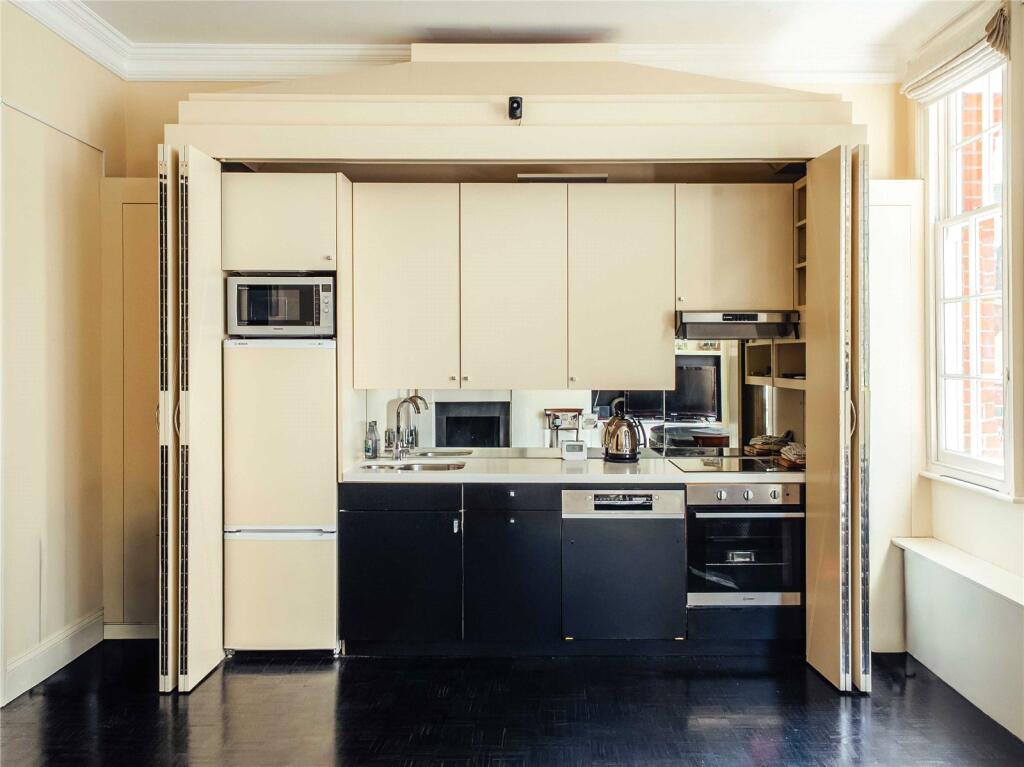 Apartment in London - View 2