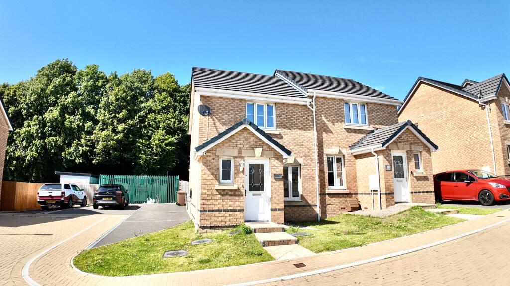 Main image of property: Ffordd Penallta, Gellihaf, NP12