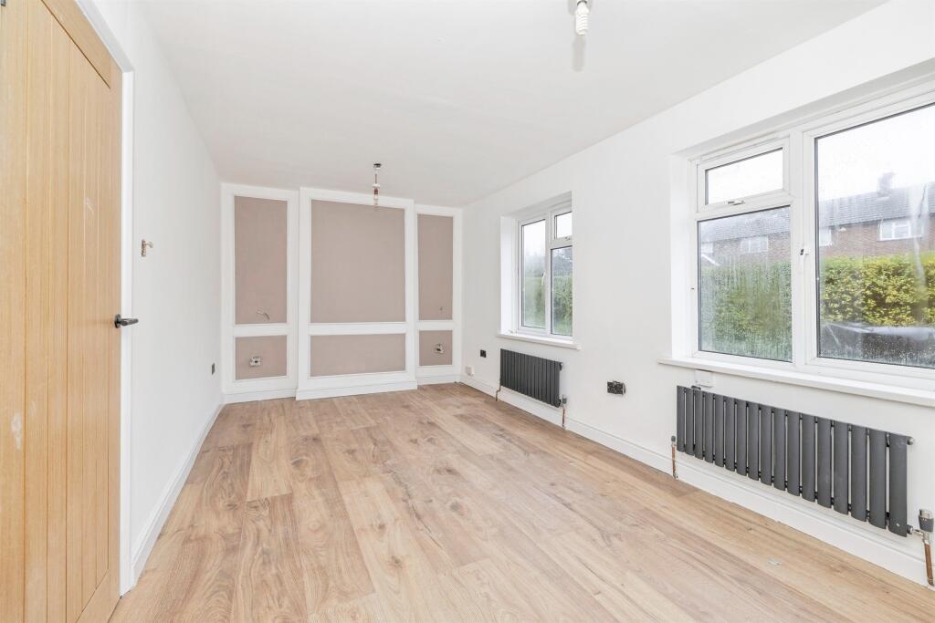 Main image of property: Cotswold Avenue, WD23