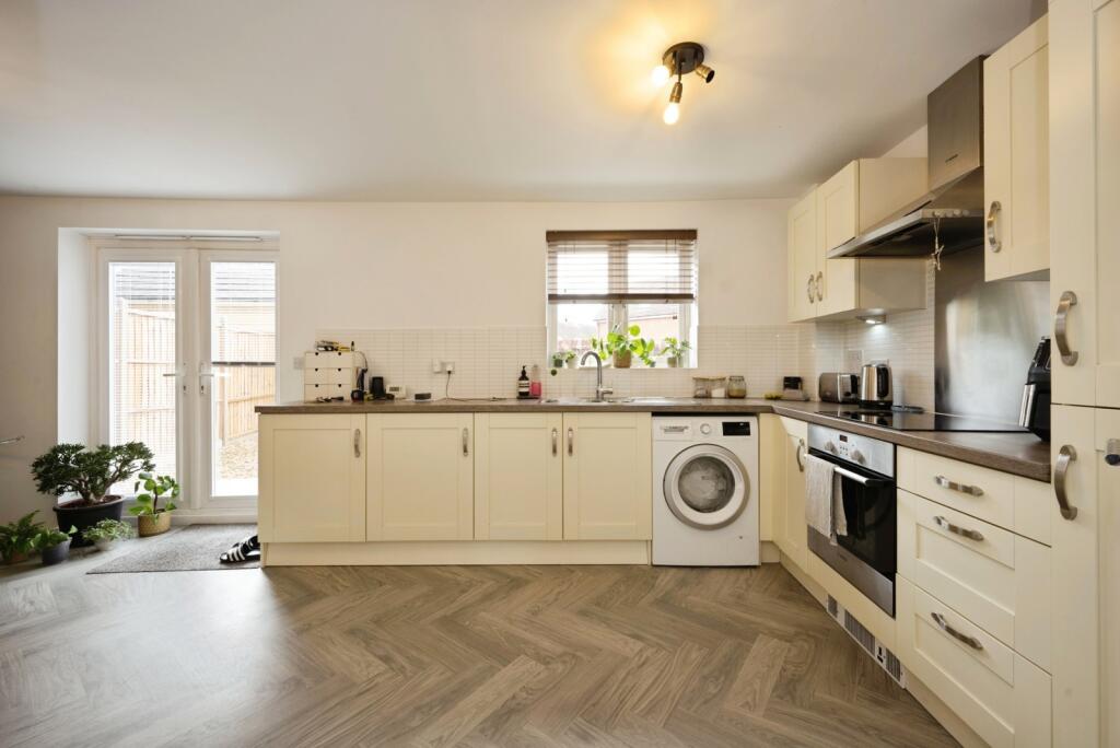 House in Renhold, Bedford - View 4