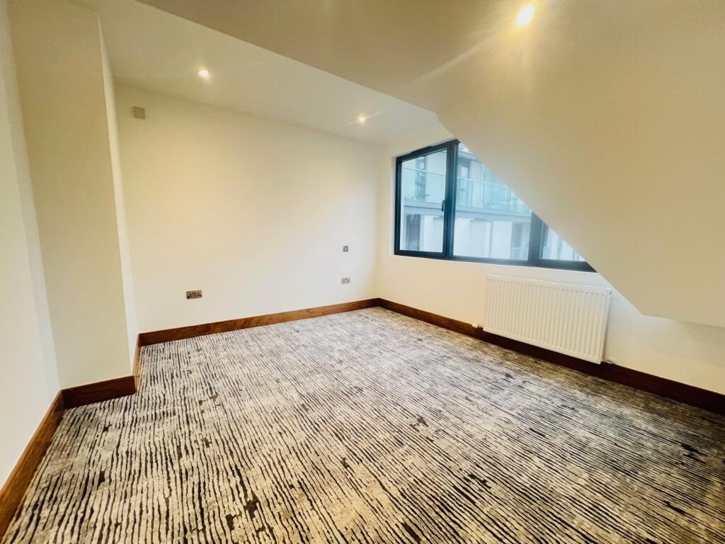 Main image of property: Scarbrook Road Croydon CR0