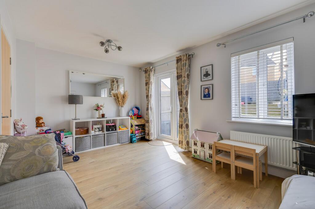 House in Barry, Merthyr Dyfan - View 5