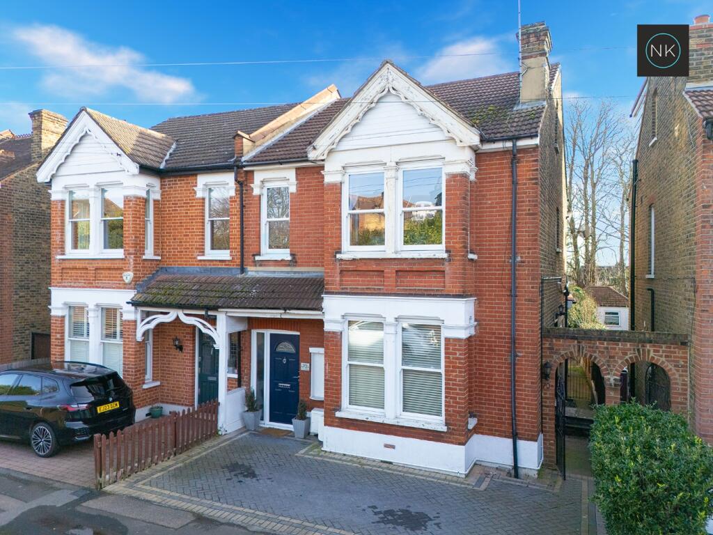 Main image of property: Eastwood Road, South Woodford, London, E18 1BU