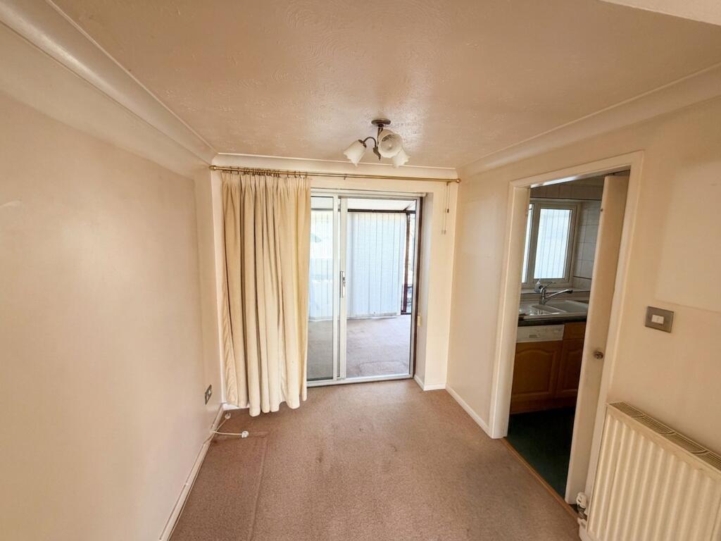 House in South Kesteven, Grantham - More