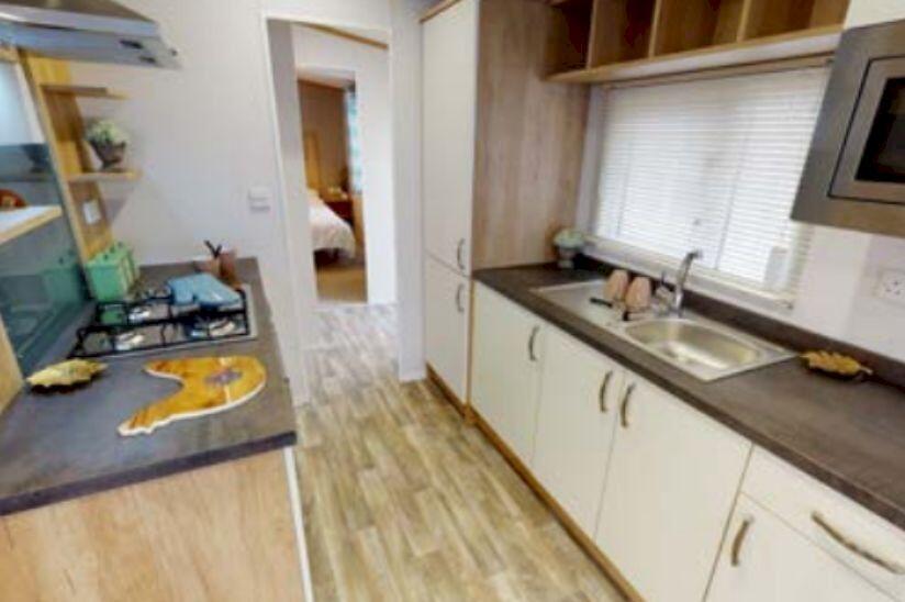Two Bed Sunseeker Zest, Braidhaugh Holiday Park, South Bridgend, Crieff, Perth and Kinross, PH7 4DH photo 4