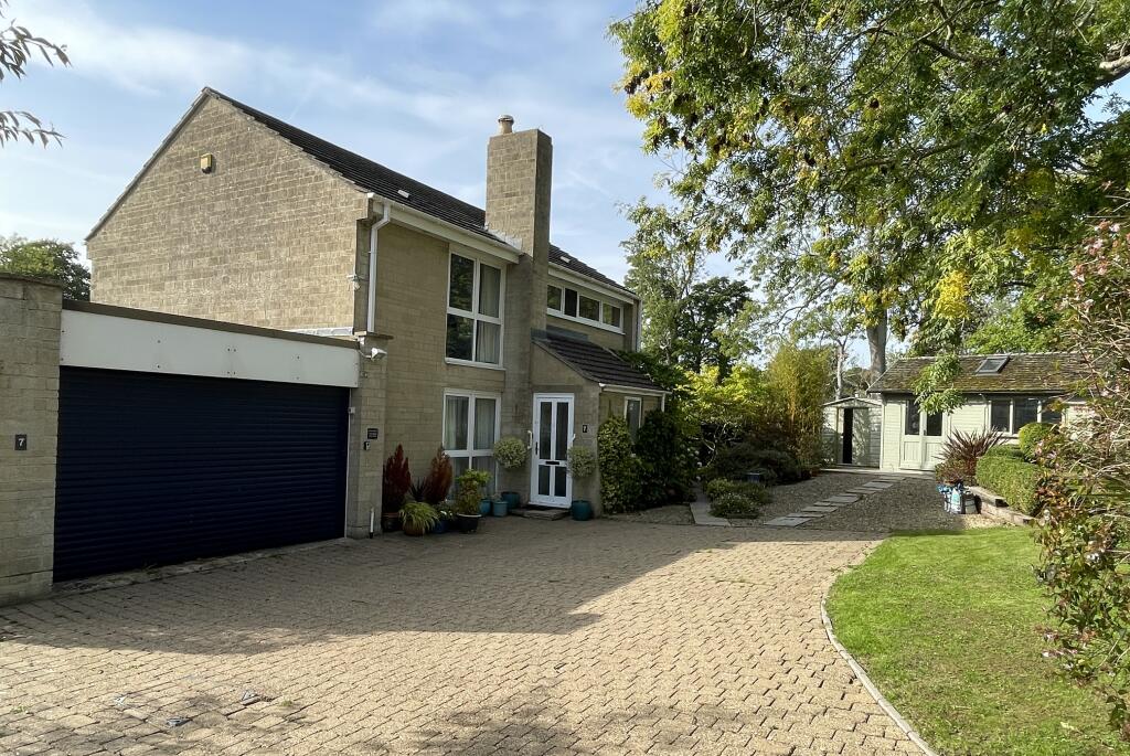 Main image of property: Gloucester Road, Painswick, Stroud, GL6