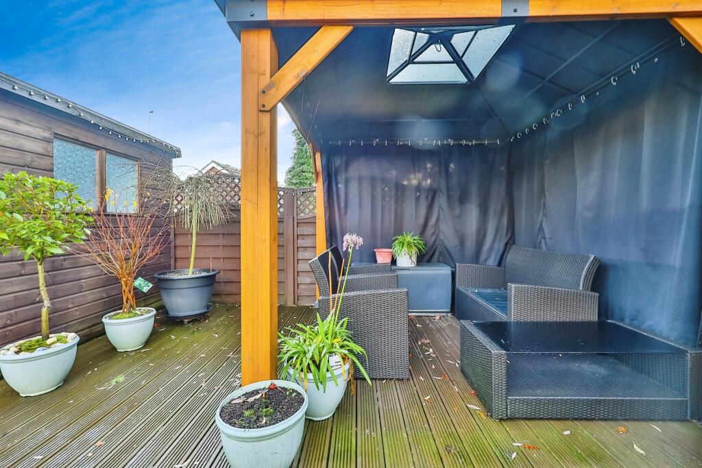 House in Nottingham, Nottinghamshire - View 4
