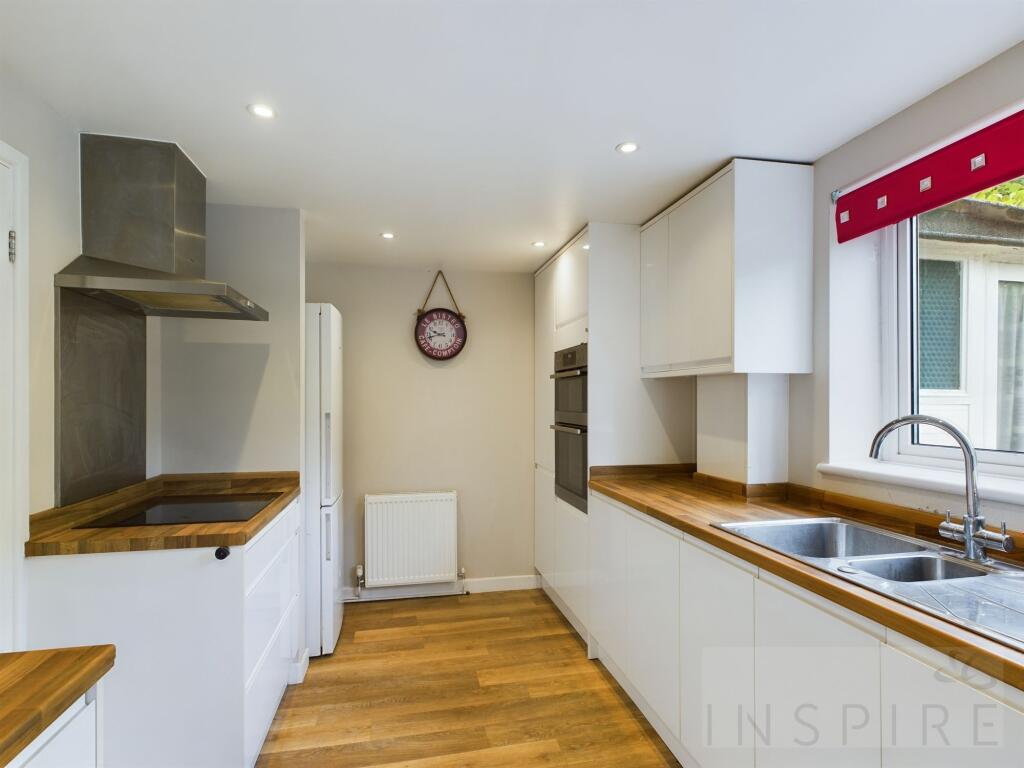 House in Crawley, West Sussex - View 3