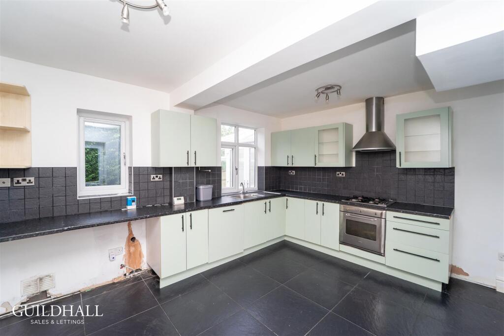 House in Preston - View 3
