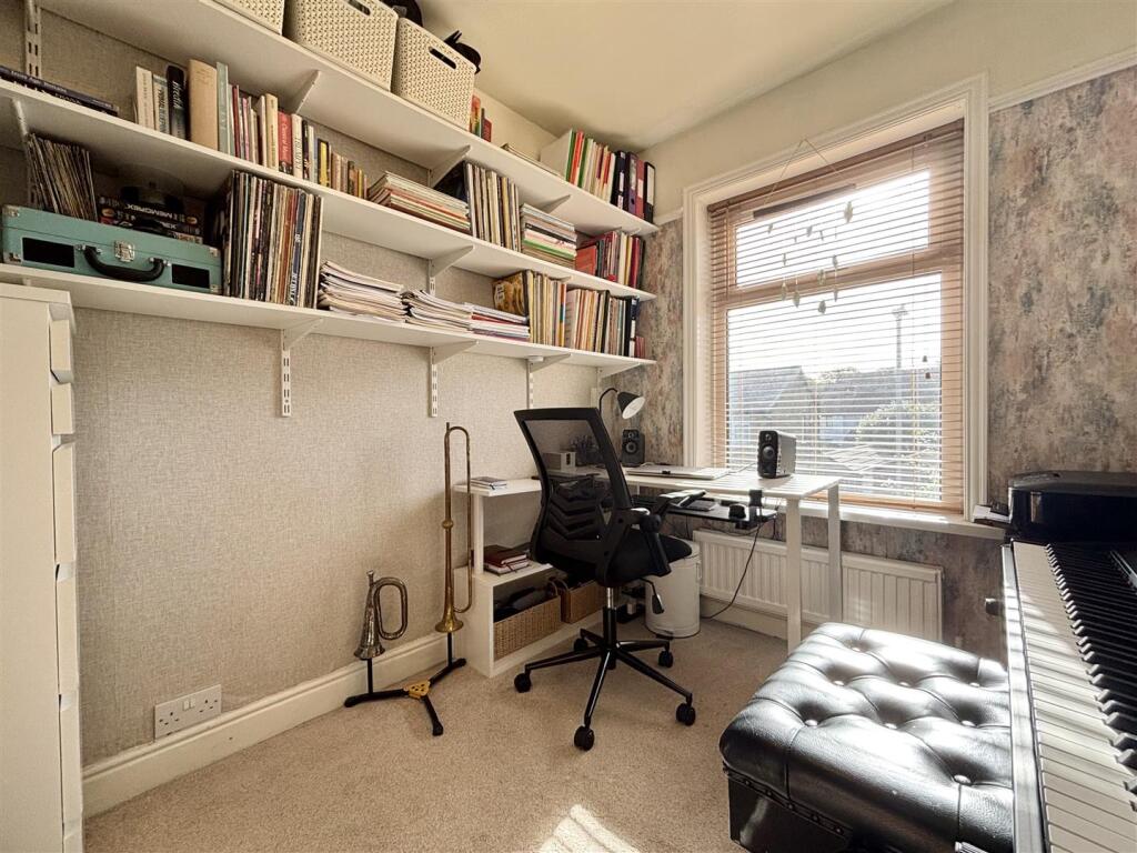 Additional image 29 of Fieldway, Clayton, Bradford