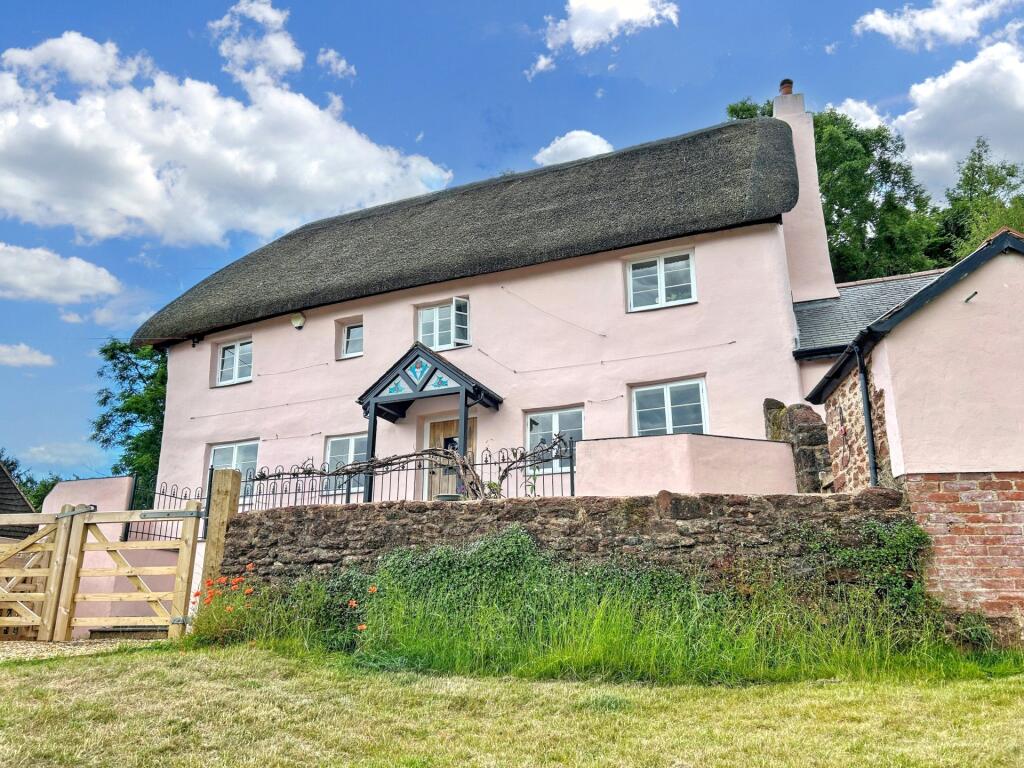 Main image of property: Combeinteignhead, Newton Abbot, Devon
