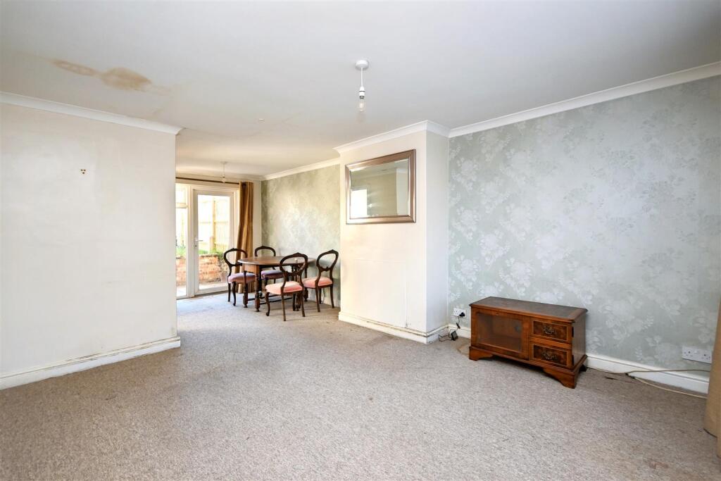 House in Eastbourne, Ratton Village - View 5