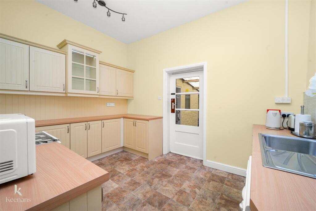 Walmersley Road, Bury photo 5