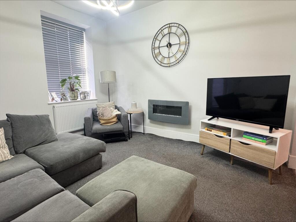 House in Normanton, Woodhouse - View 3