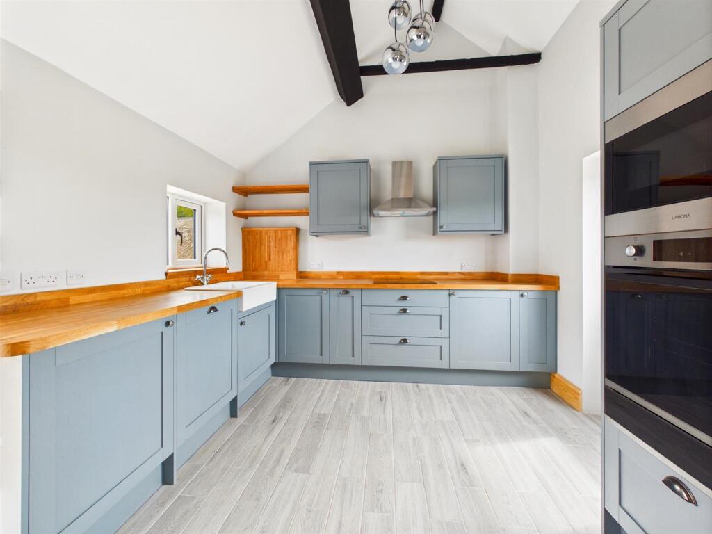 House in Shrewsbury, Pontesbury - View 4