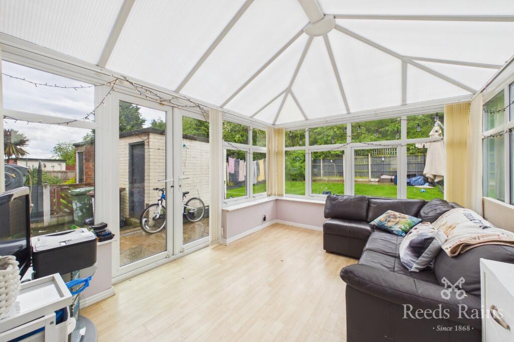 Denhale Avenue, Wakefield, West Yorkshire, WF2 photo 4