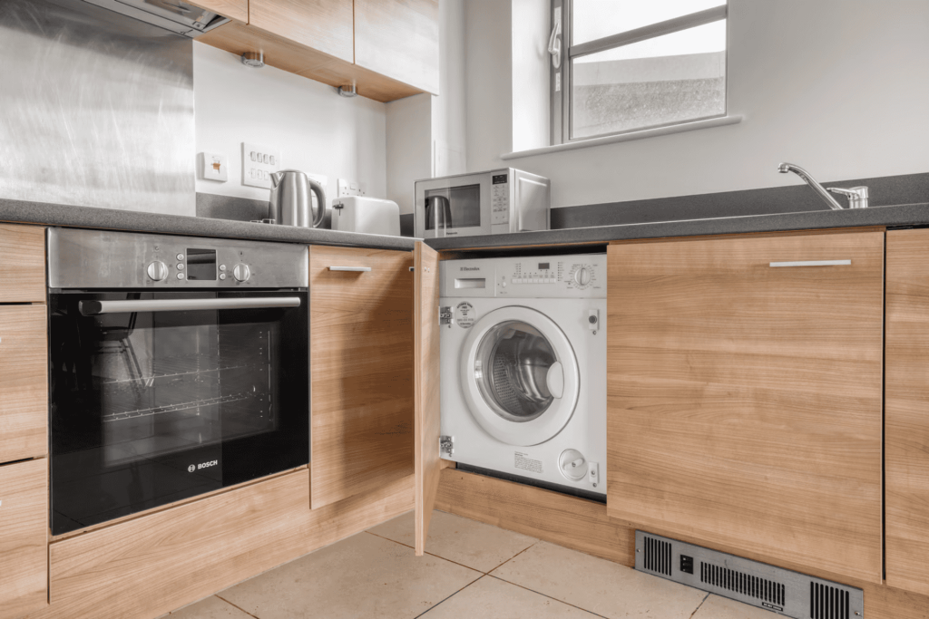 Main image of property: Commercial Road, London, E14