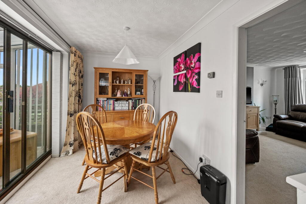 House in South Kesteven, Grantham - View 4