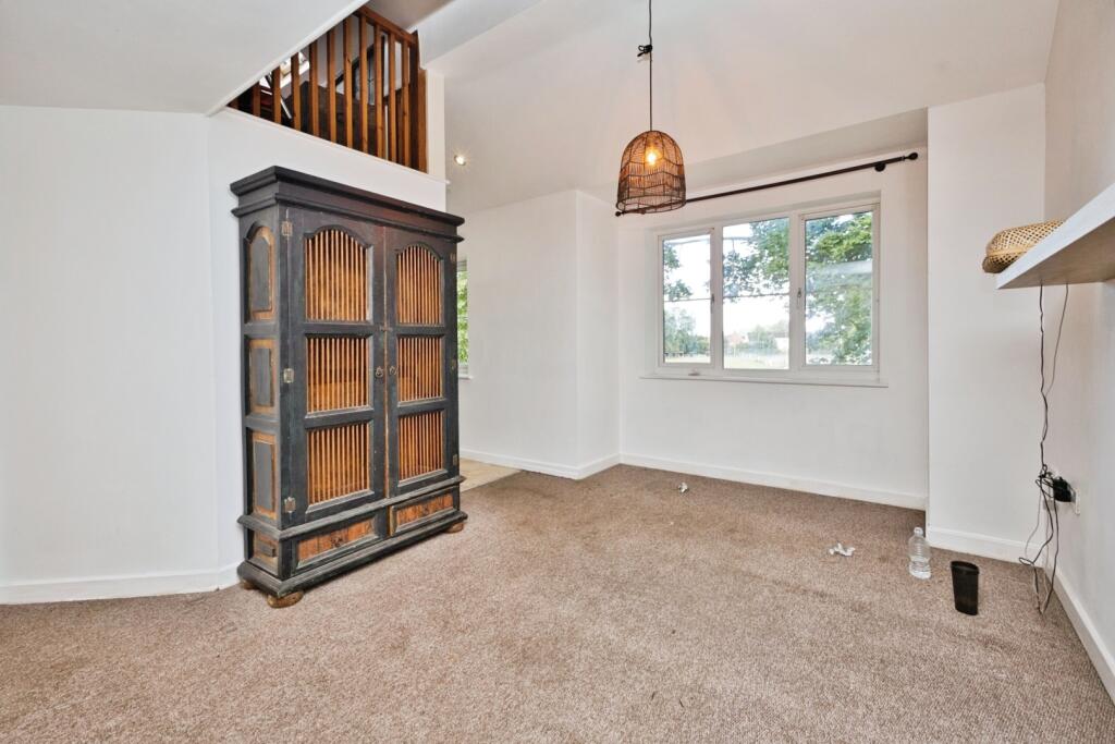Apartment in Wells, Somerset - View 2