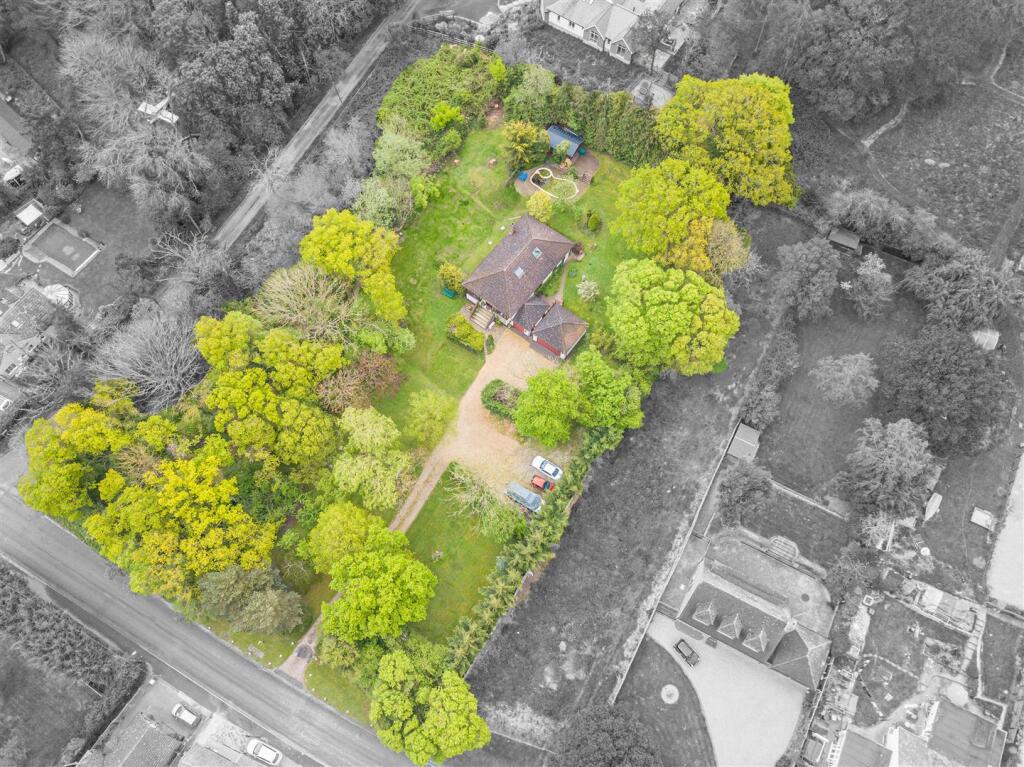 House in Southend-on-Sea - View 3