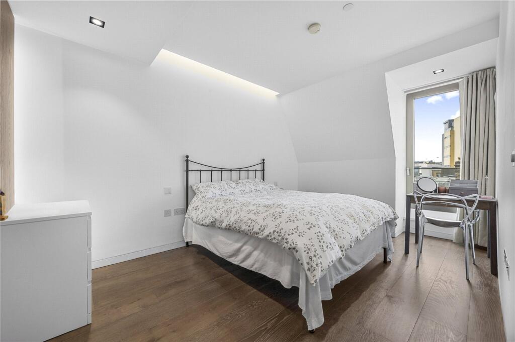 Apartment in London - View 4