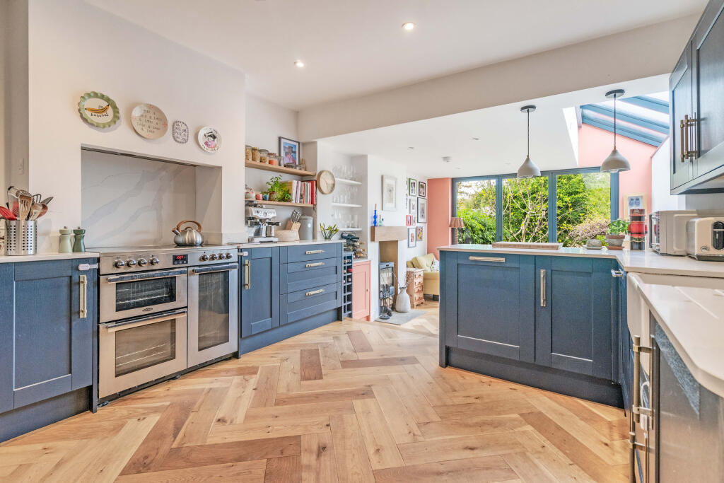 House in Tonbridge - View 2