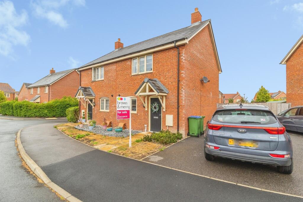 Main image of property: Chapel Drive, Aston Clinton, AYLESBURY