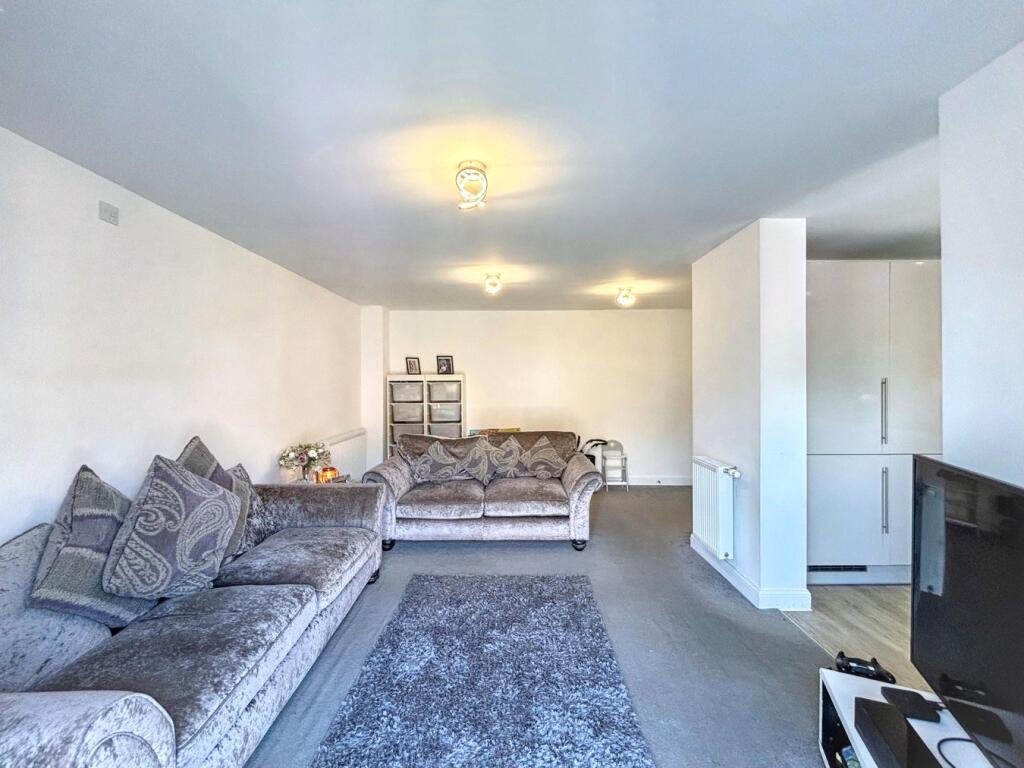Gracelands Drive, Bexhill-on-Sea, TN39 photo 4