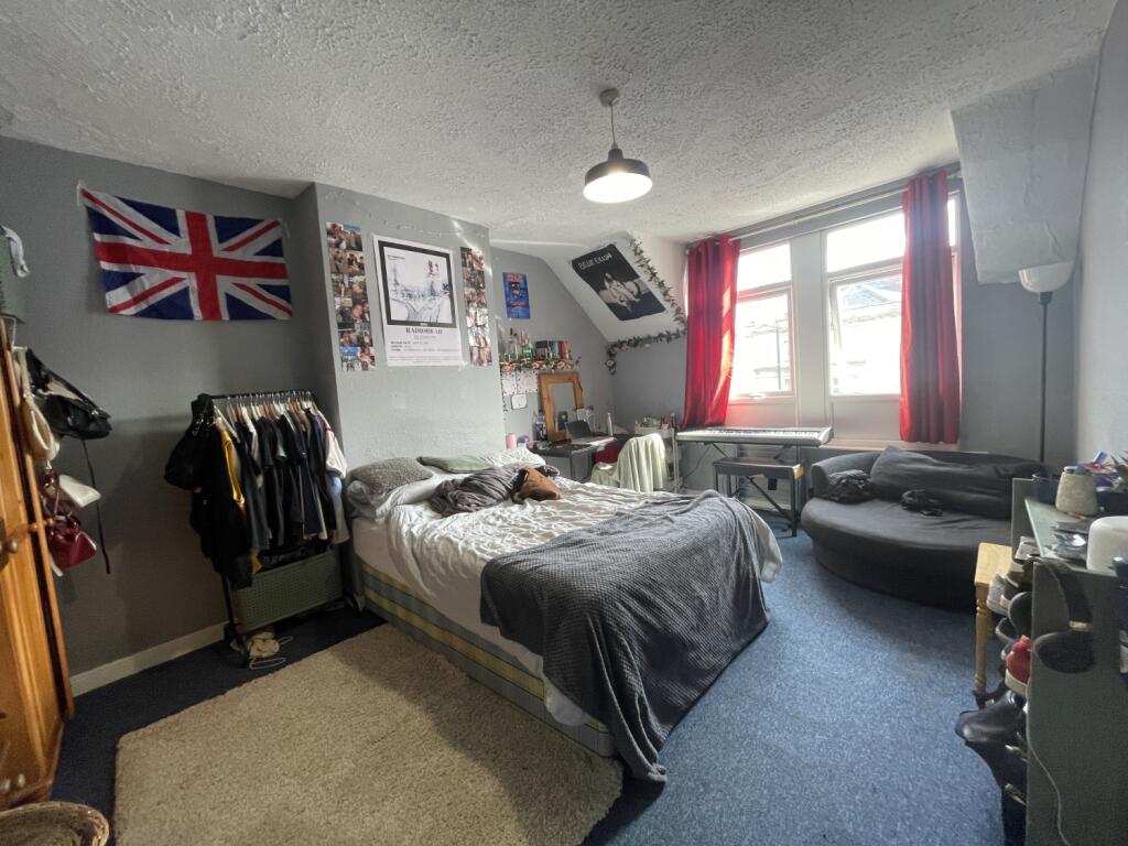 Main image of property: Zetland Road, Bristol, BS6