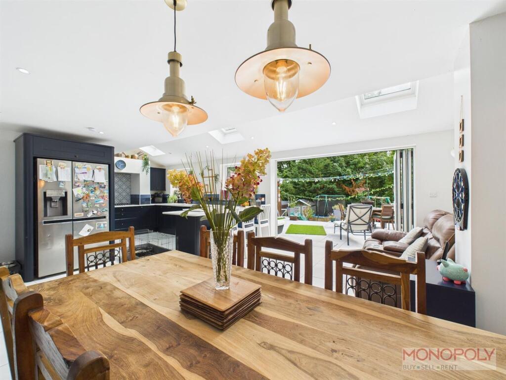 Willow Drive, Llay, LL12 photo 2