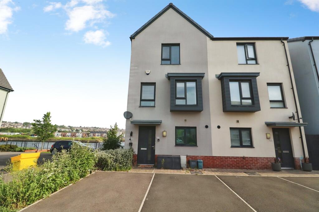 Main image of property: Ffordd Pentre, Barry