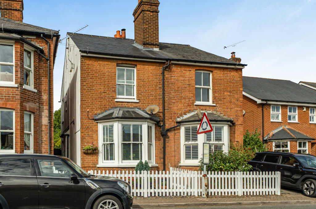 Main image of property: Terrace Road North, Binfield, Bracknell, Berkshire, RG42