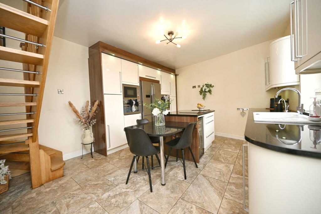 House in Sheffield - View 4