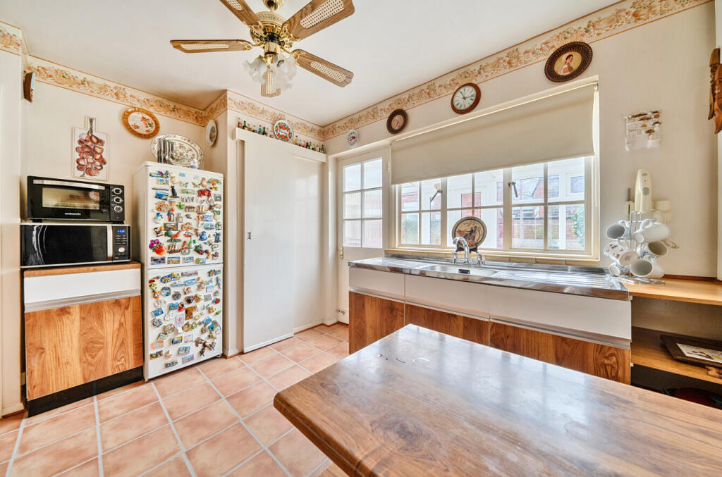 Amberley Road, Portsmouth, Hampshire, PO2 - View 5