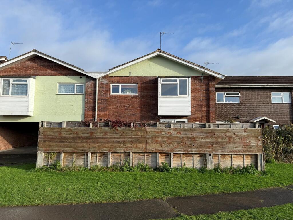 Main image of property: Cricketfield Green, Nailsea, North Somerset, BS48